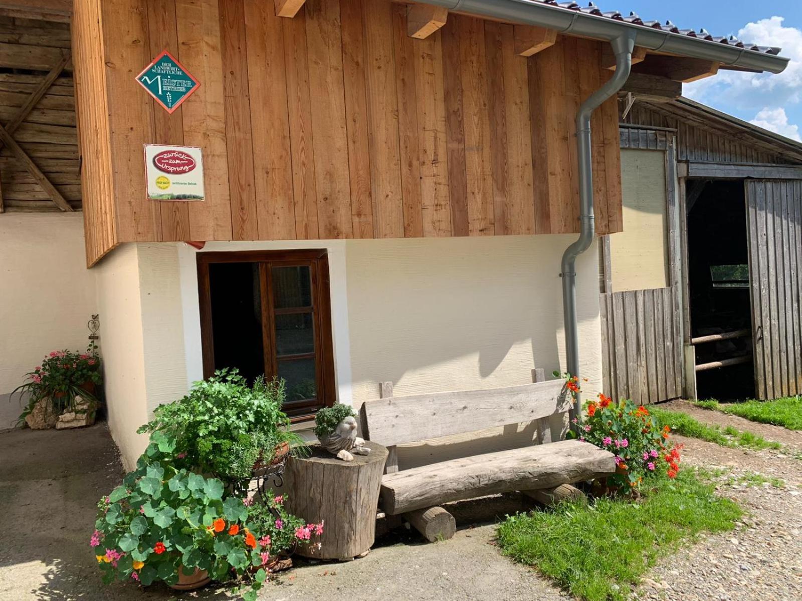 Biohof Golly Farm stay *